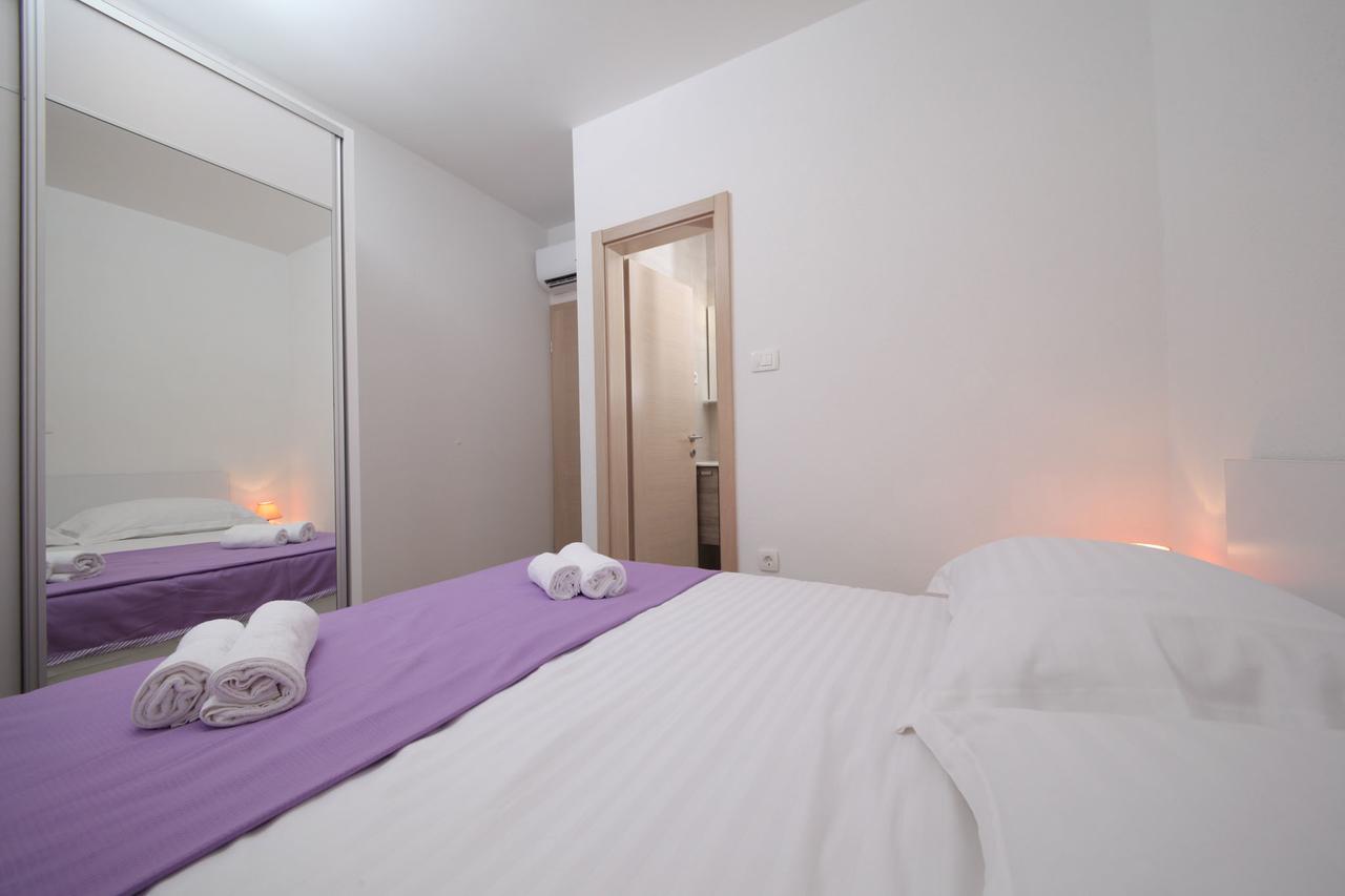 Ivka Apartment *