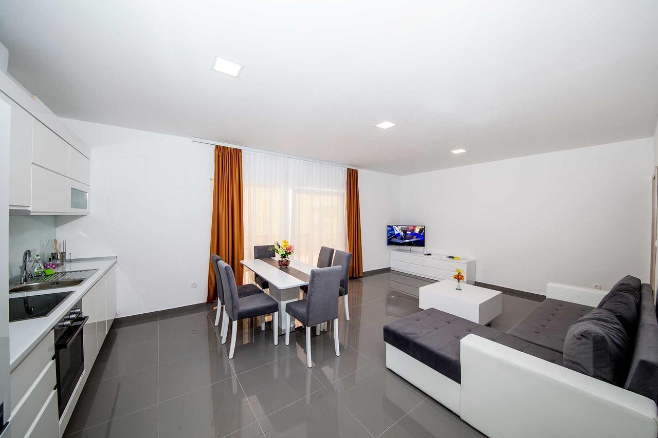 Ivka Apartment